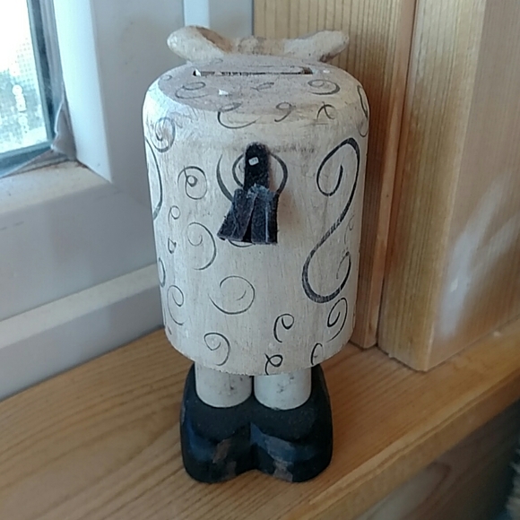 Wood Handmade Pop-up 4" Lamb EUC - Picture 2 of 3